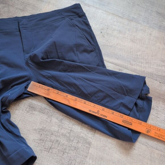 Columbia Shorts Women 8 Purple Omni Shield Bermuda Shorts Stretch - Picture 4 of 6